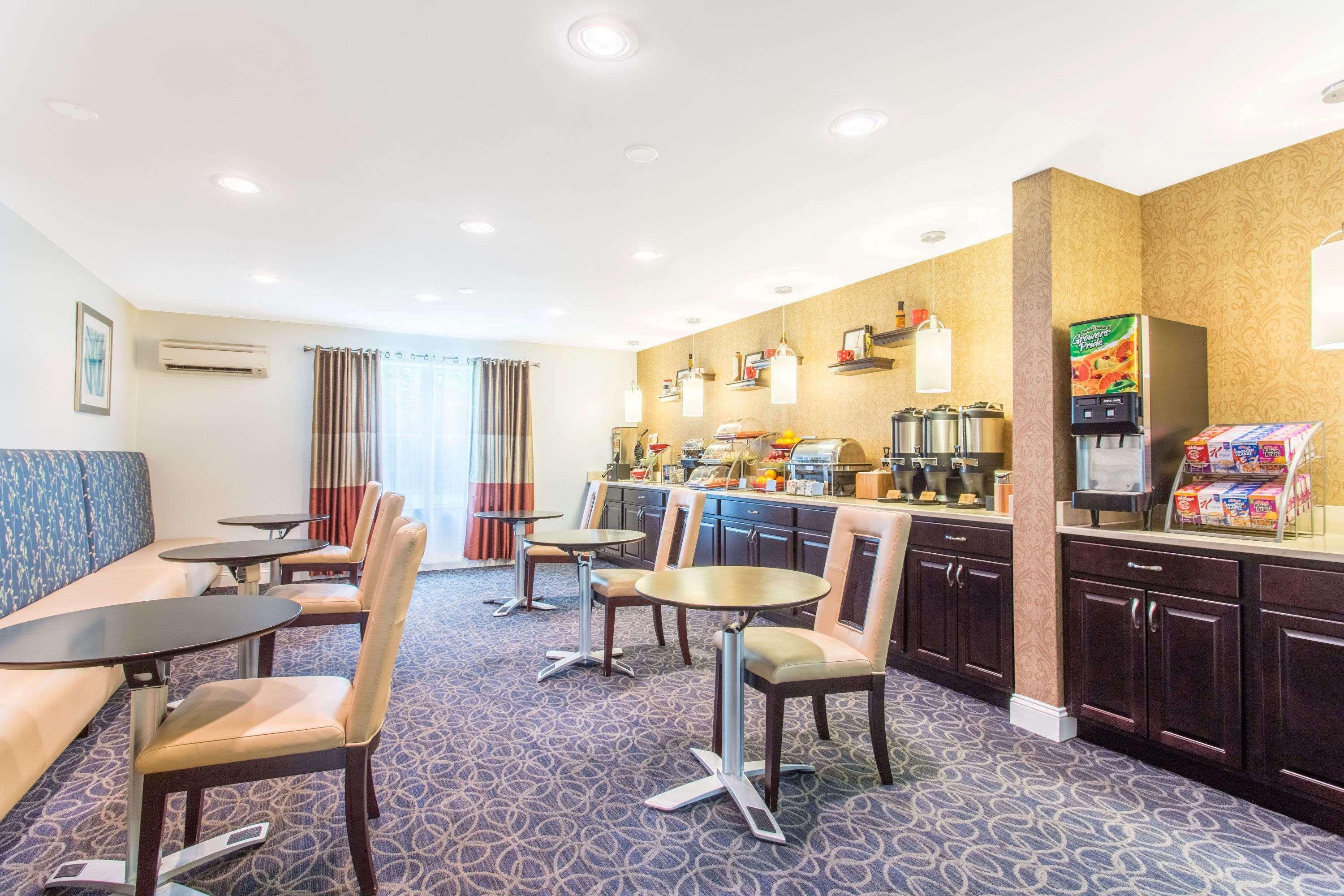 Hawthorn Suites Sterling Dulles North Buitenkant foto