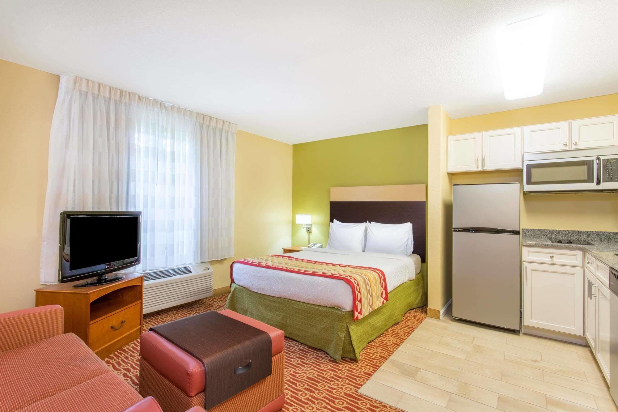 Hawthorn Suites Sterling Dulles North Buitenkant foto