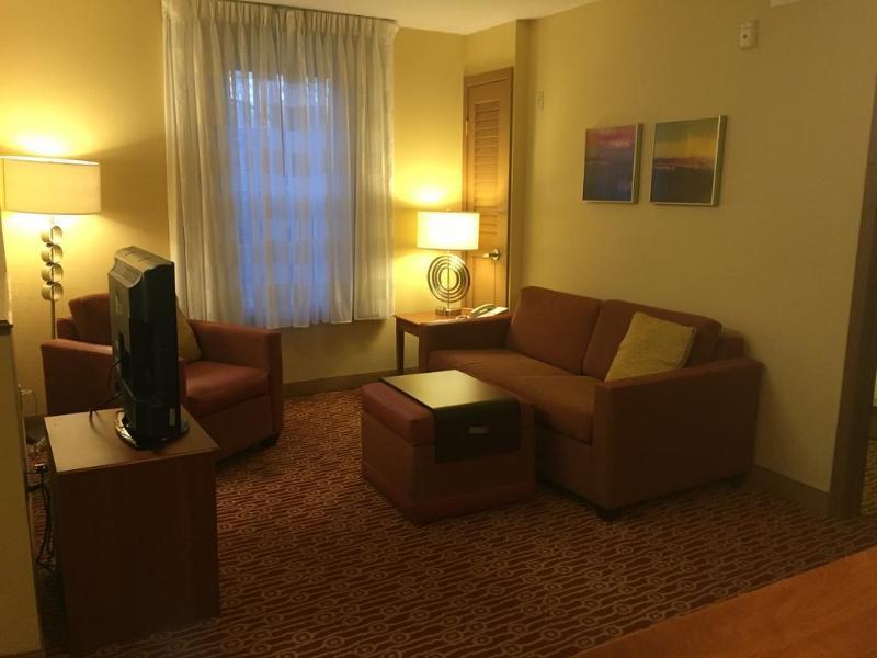 Hawthorn Suites Sterling Dulles North Buitenkant foto